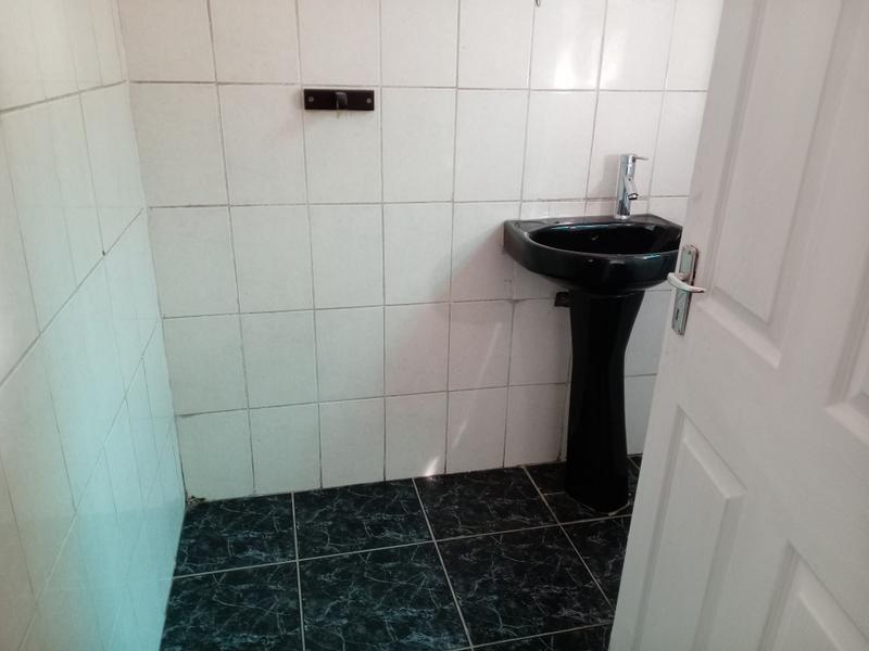 5 Bedroom Property for Sale in Portlands Western Cape